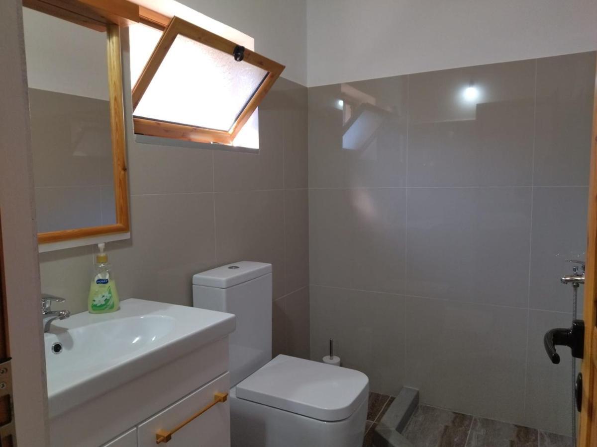 Bujtina Peshtan Guesthouse&Camping Tepelene Экстерьер фото